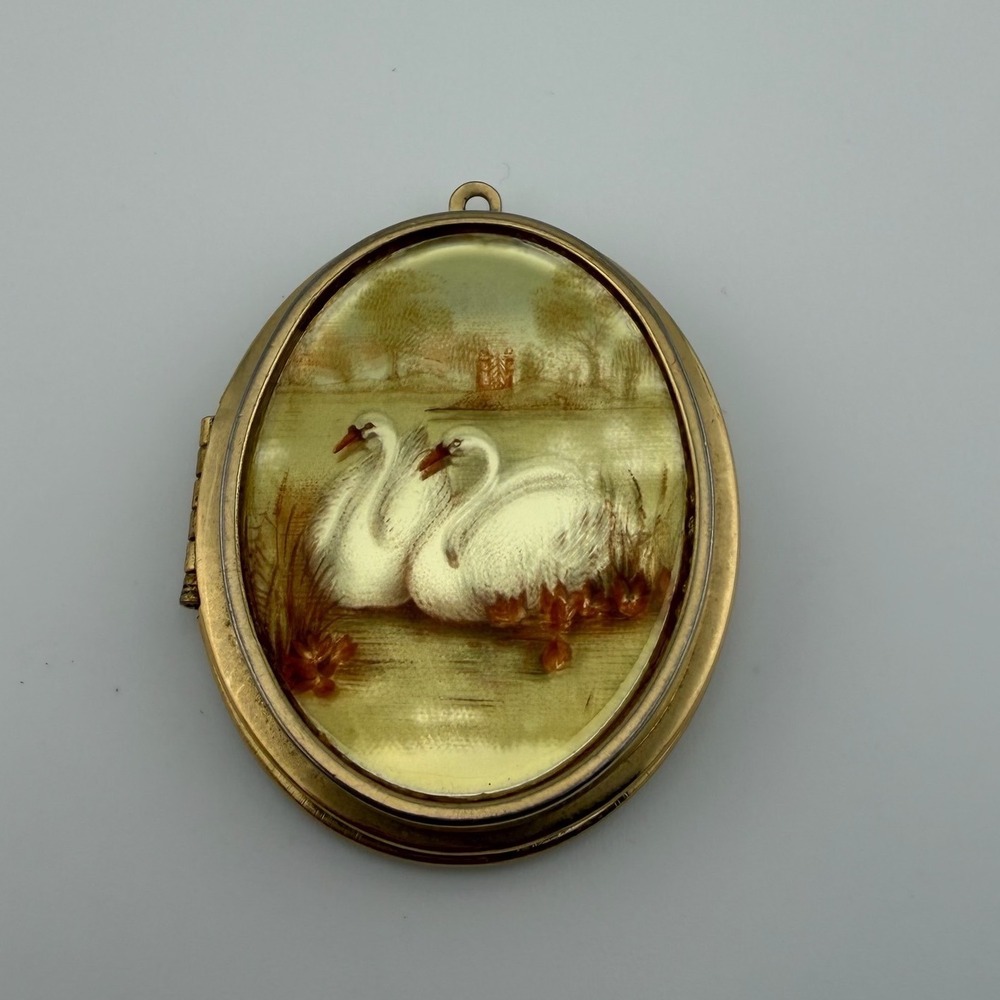 Gold Tone Hand Painted Two Swans Vintage Oval Locket Pendant